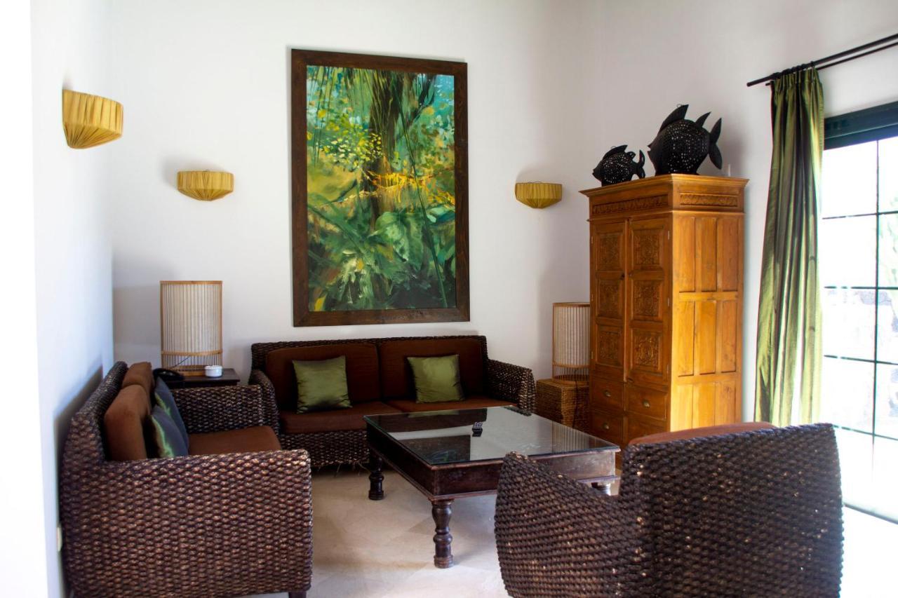Villas Oasis Casa Vieja ラ・オリーバ エクステリア 写真
